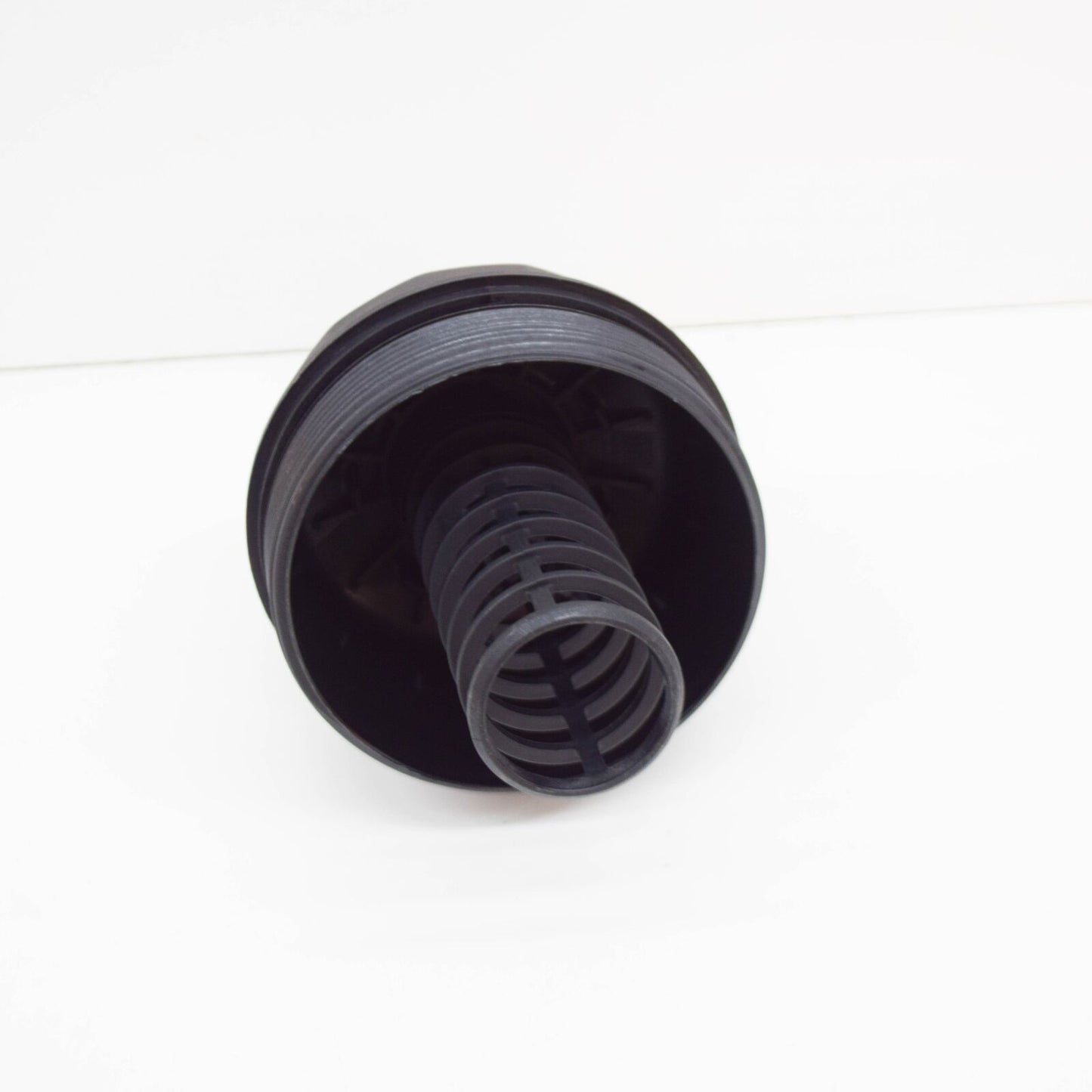 NEW VOLKSWAGEN PHAETON 3D OIL FILTER HOUSING CAP 021115433E ORIGINAL