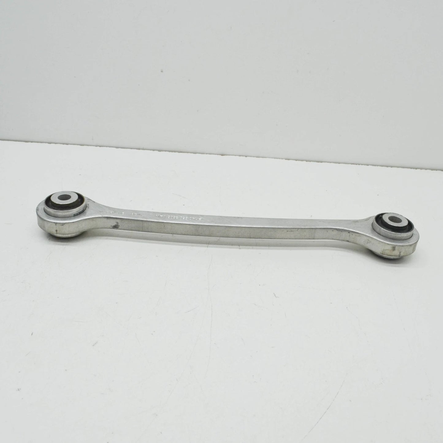 NEW MERCEDES-BENZ S W140 REAR SUSPENSION UPPER CAMBER ARM A1403503606