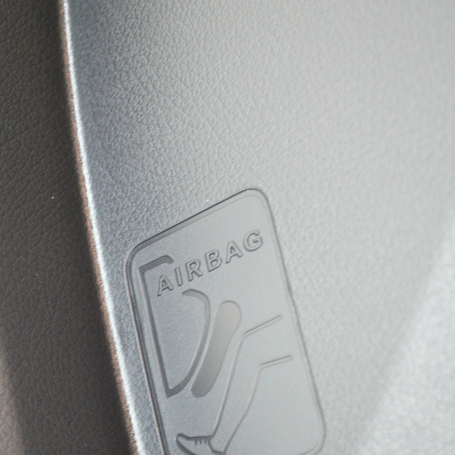 new mb a w177 front left dashboard end cover lhd a17768900009051 original