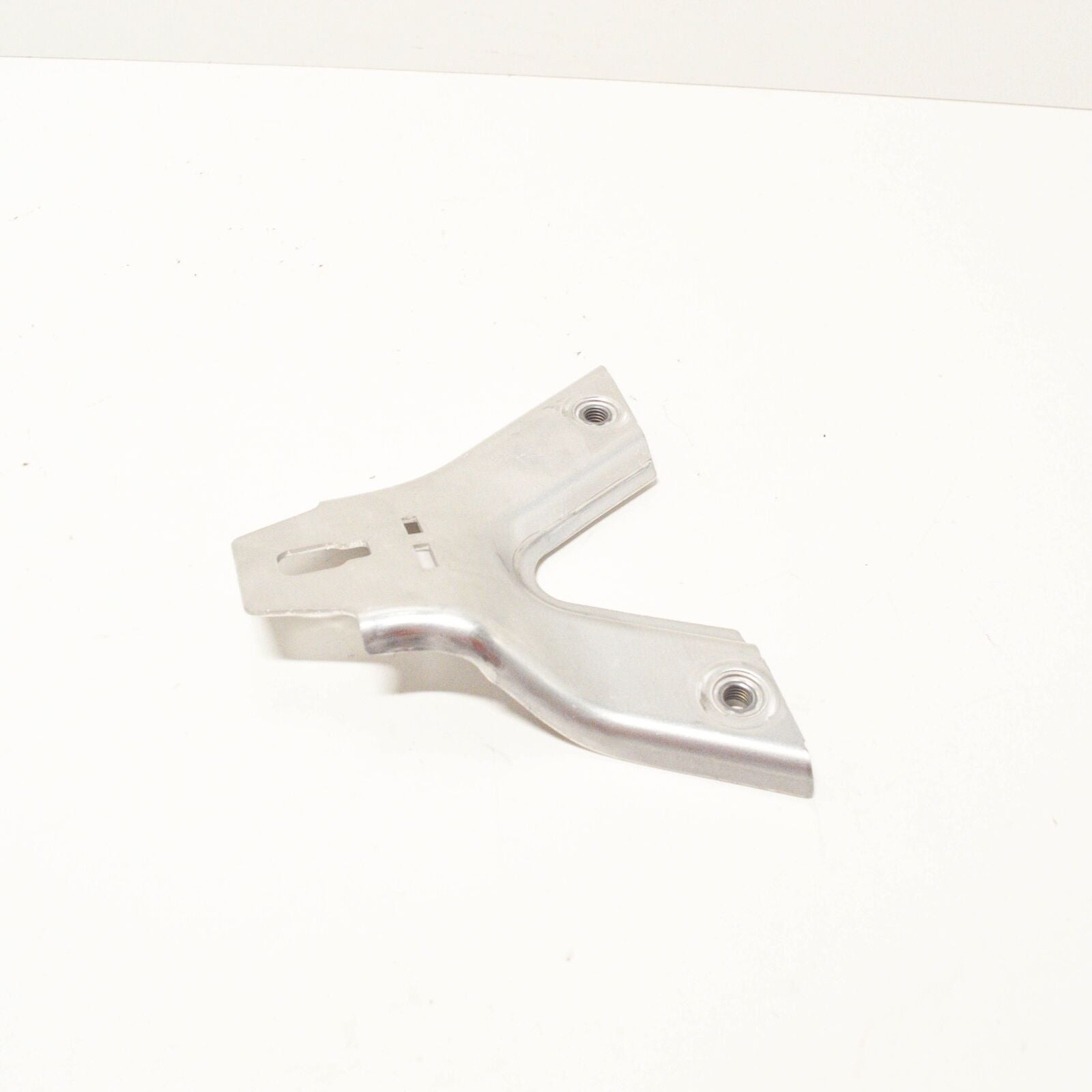 NEW MB E W213 FRONT LEFT BOTTOM CROSS MEMBER STRUT A2536201600 ORIGINAL