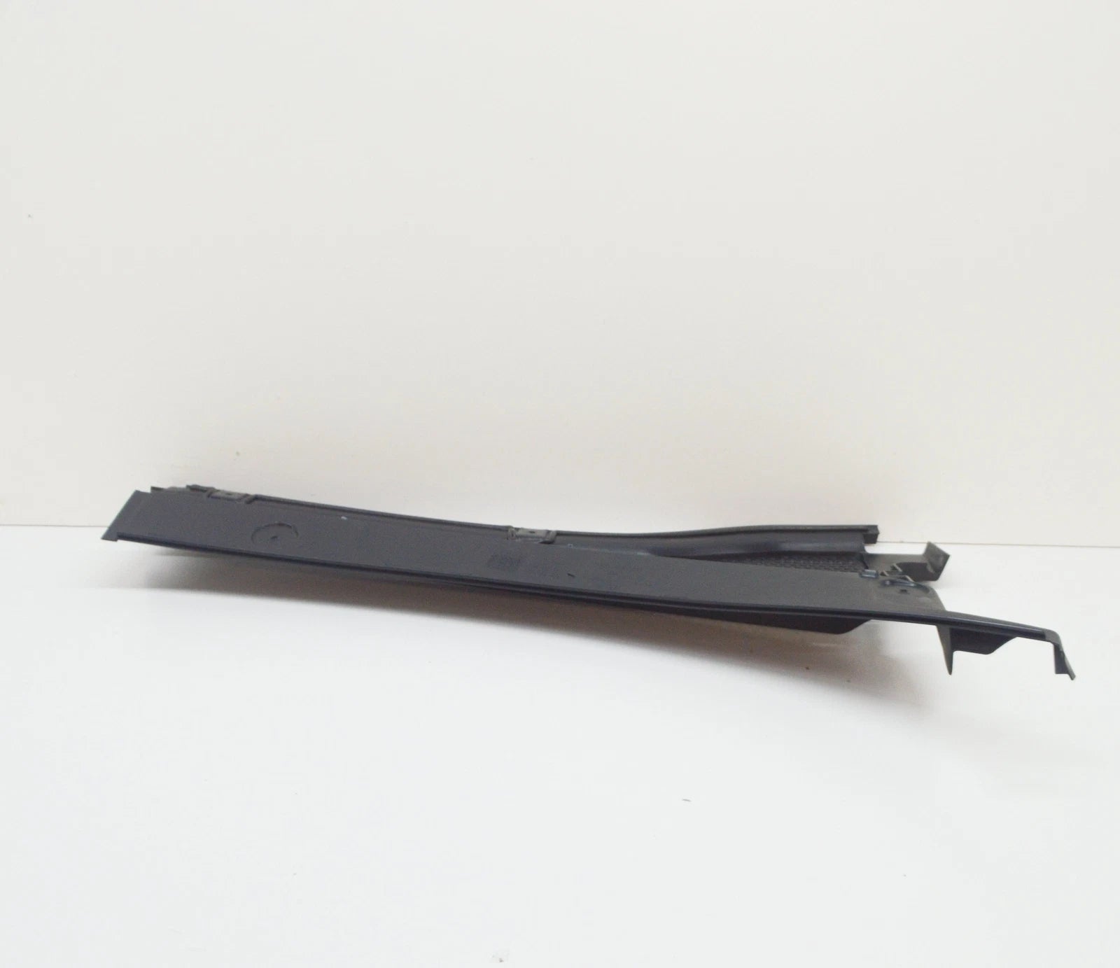 NEW VW TIGUAN AD1 LEFT WINDSCREEN SCUTTLE PANEL RAIN COVER 5NC819403D9B9