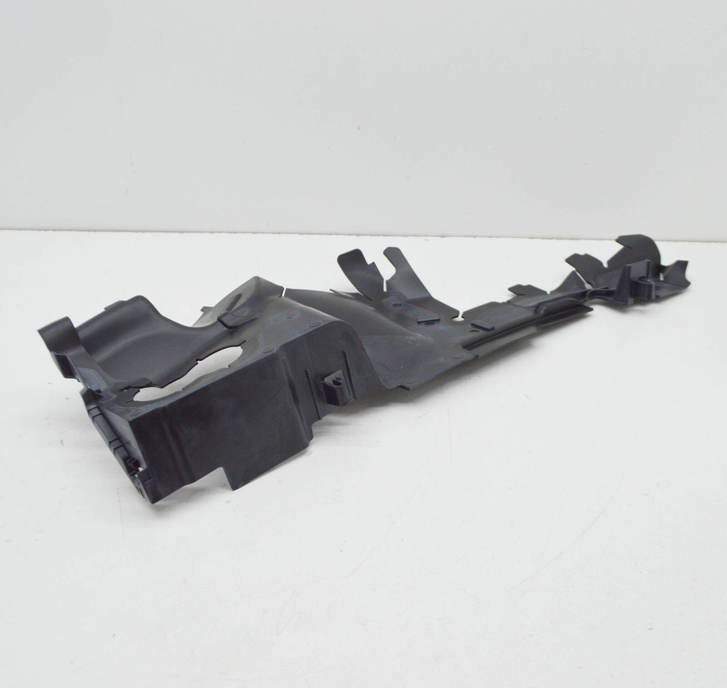 NEW VOLKSWAGEN TIGUAN AD LEFT RADIATOR AIR GUIDE 5NN121283J ORIGINAL