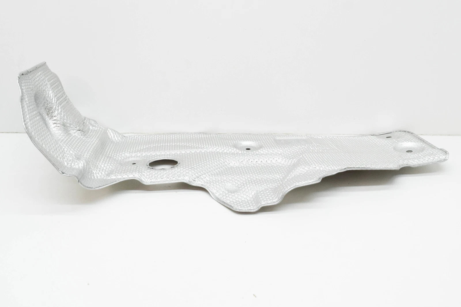 NEW BMW X6G06 RIGHT ENGINE MOUNT HEAT SHIELD 7424921 51757424921 ORIGINAL