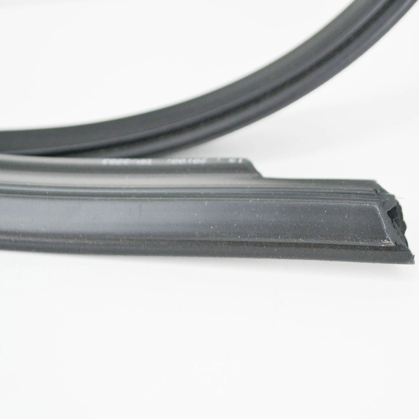 NEW AUDI A7 4G LEFT SIDE ROOF MOLDING SEAL 4G8854543A