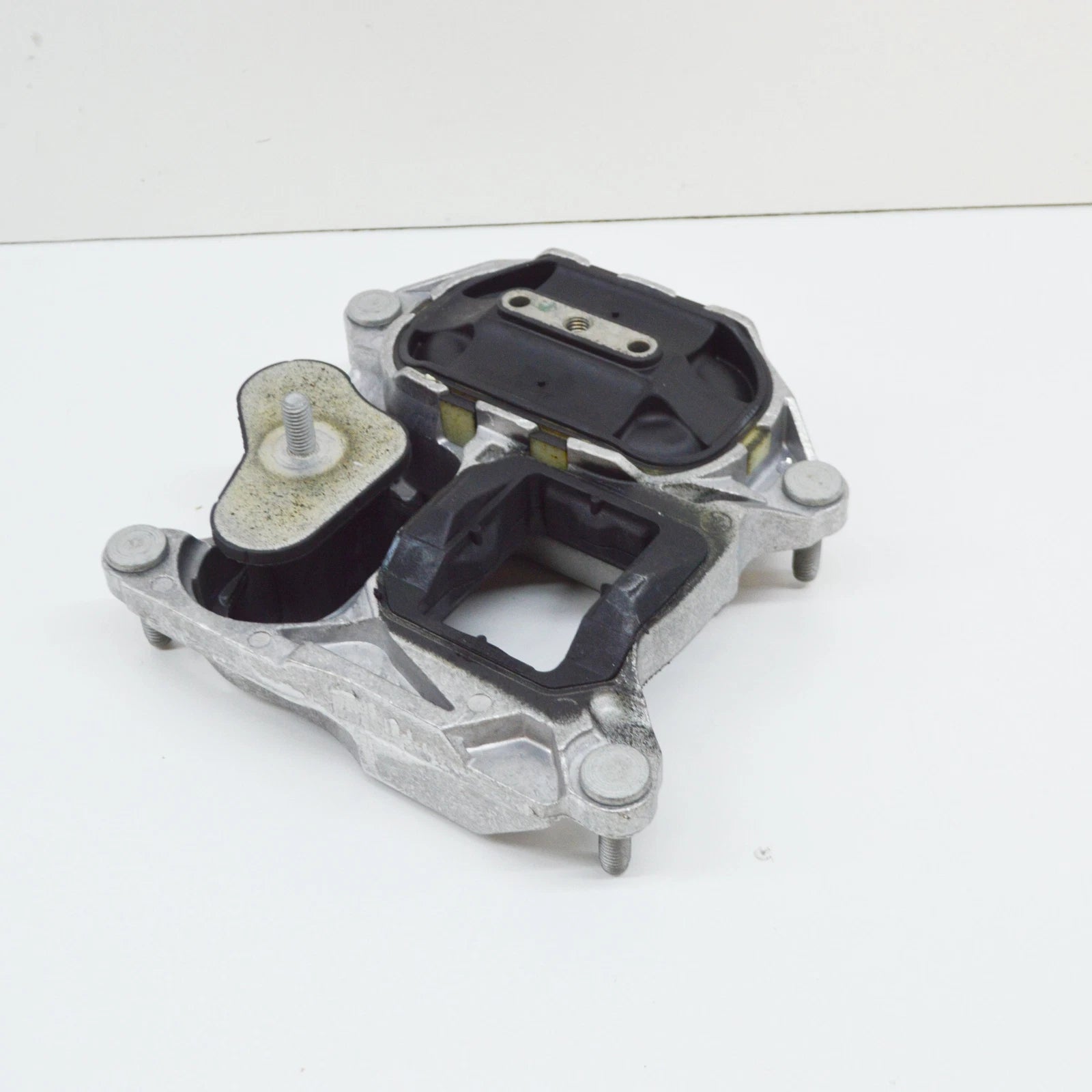 NEW AUDI A7 SPORTBACK 4G AUTOMATIC TRANSMISSION MOUNT 4M0399153AE ORIGINAL