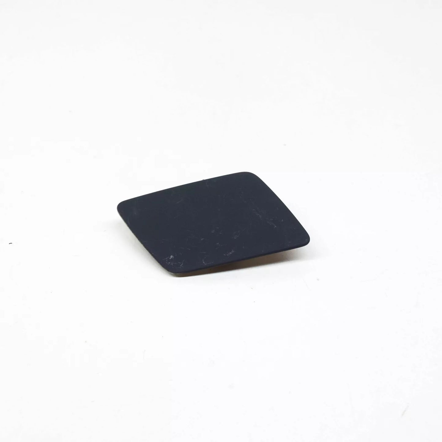 NEW VOLKSWAGEN EOS RIGHT HEADLIGHT WASHER COVER 1Q0955110AGRU ORIGINAL