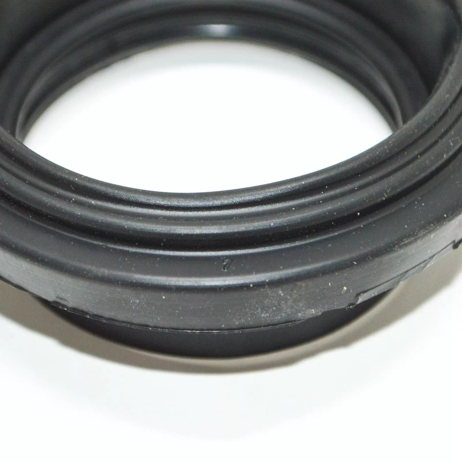 NEW BMW 5 E39 HEADLAMP COVER FOR LOW BEAM BULB 63128362436 8362436 ORIGINAL