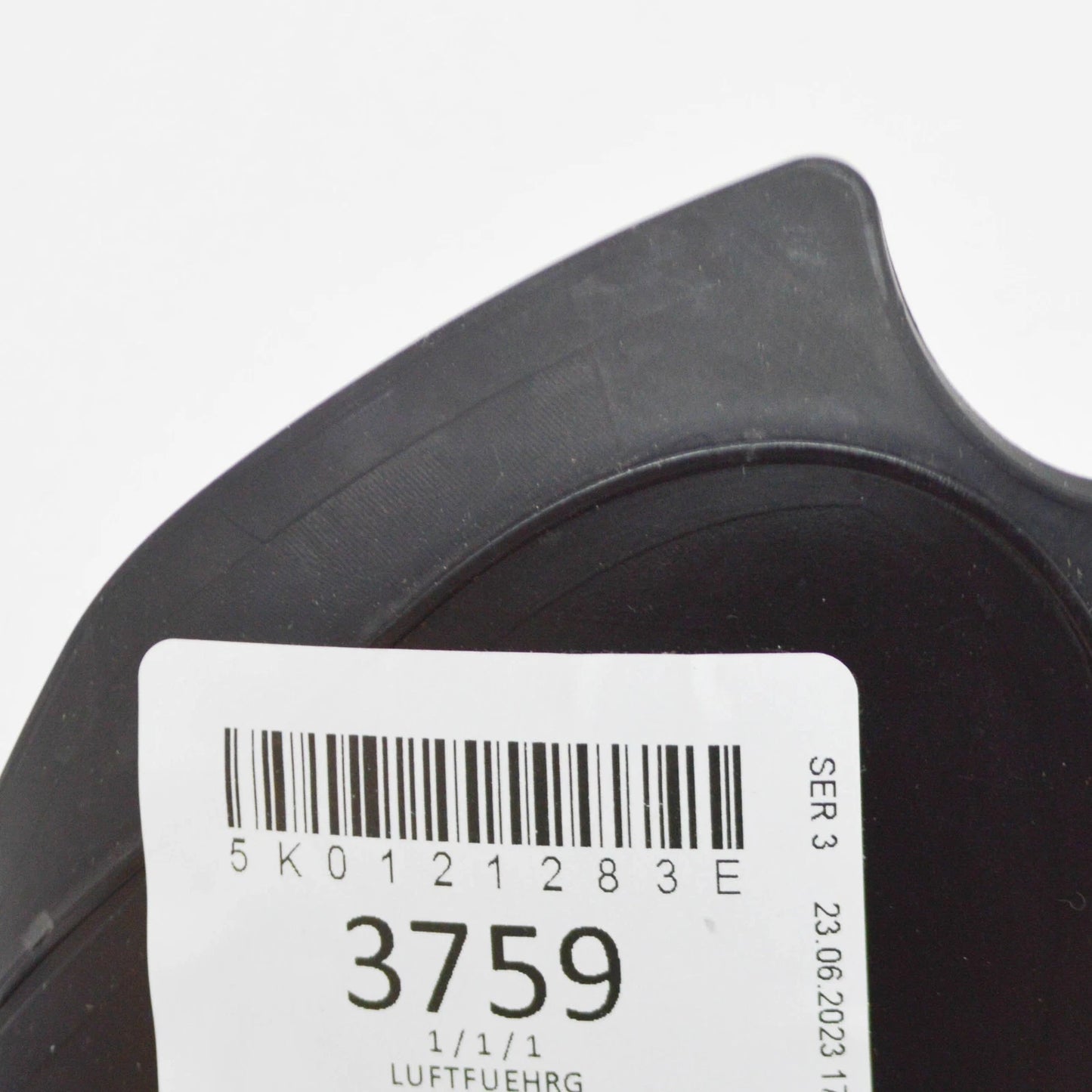 NEW VOLKSWAGEN GOLF MK6 LEFT AIR GUIDE 5K0121283E ORIGINAL