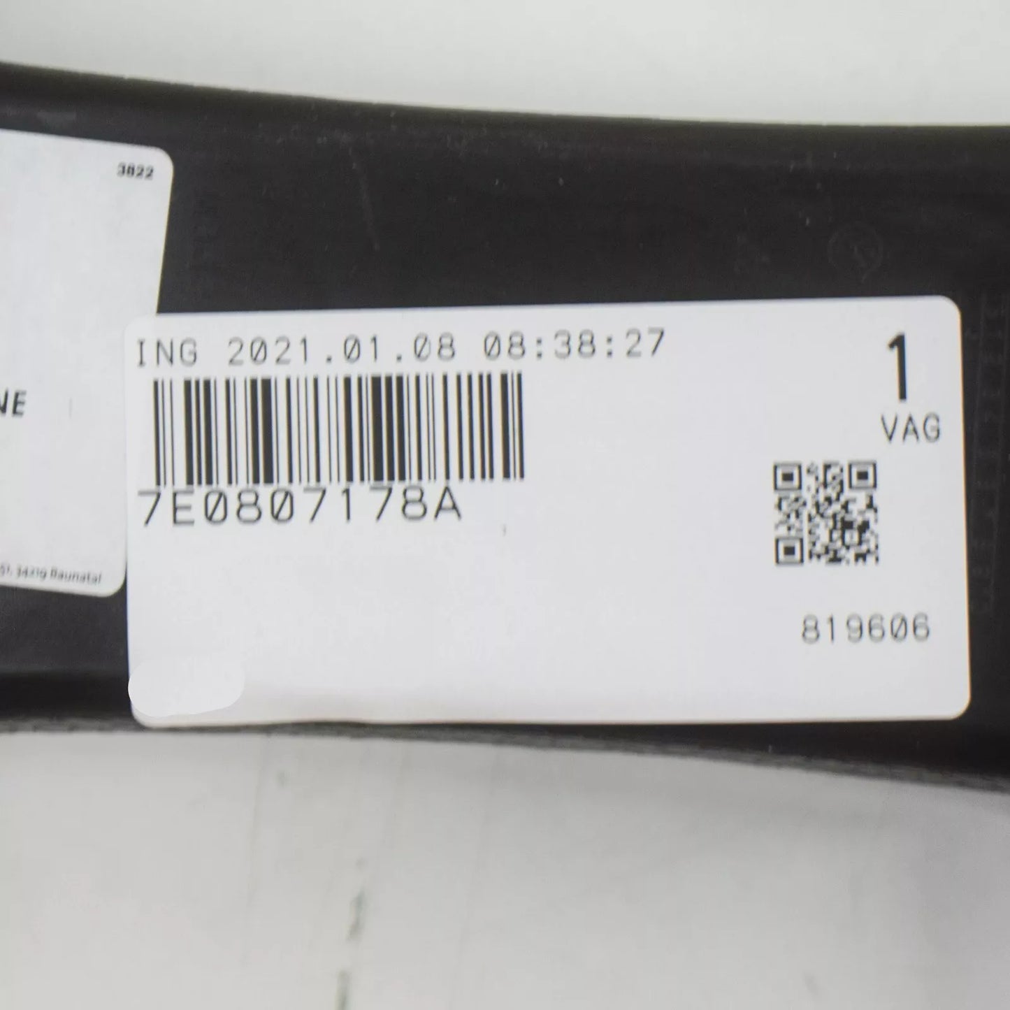 NEW VW TRANSPORTER T6 FRONT RIGHT BUMPER GUIDE PROFILE 7E0807178A ORIGINAL