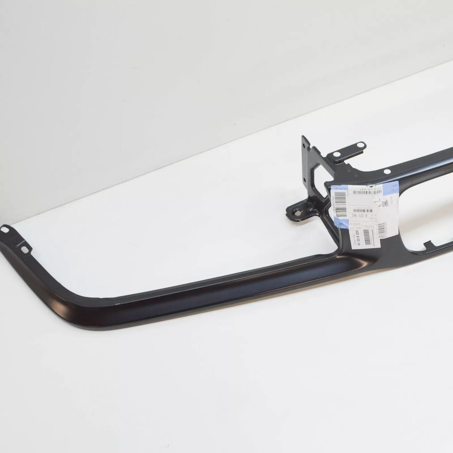 NEW BMW 3 E36 FRONT RADIATOR GRILLE TRIM 41338225981 8225981 1997 ORIGINAL