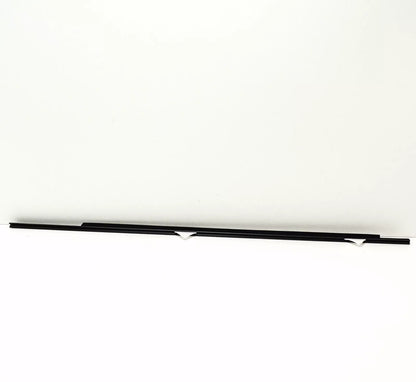 NEW AUDI A3 8P FRONT RIGHT OUTER WINDOW APERTURE SEAL 8P4837478A