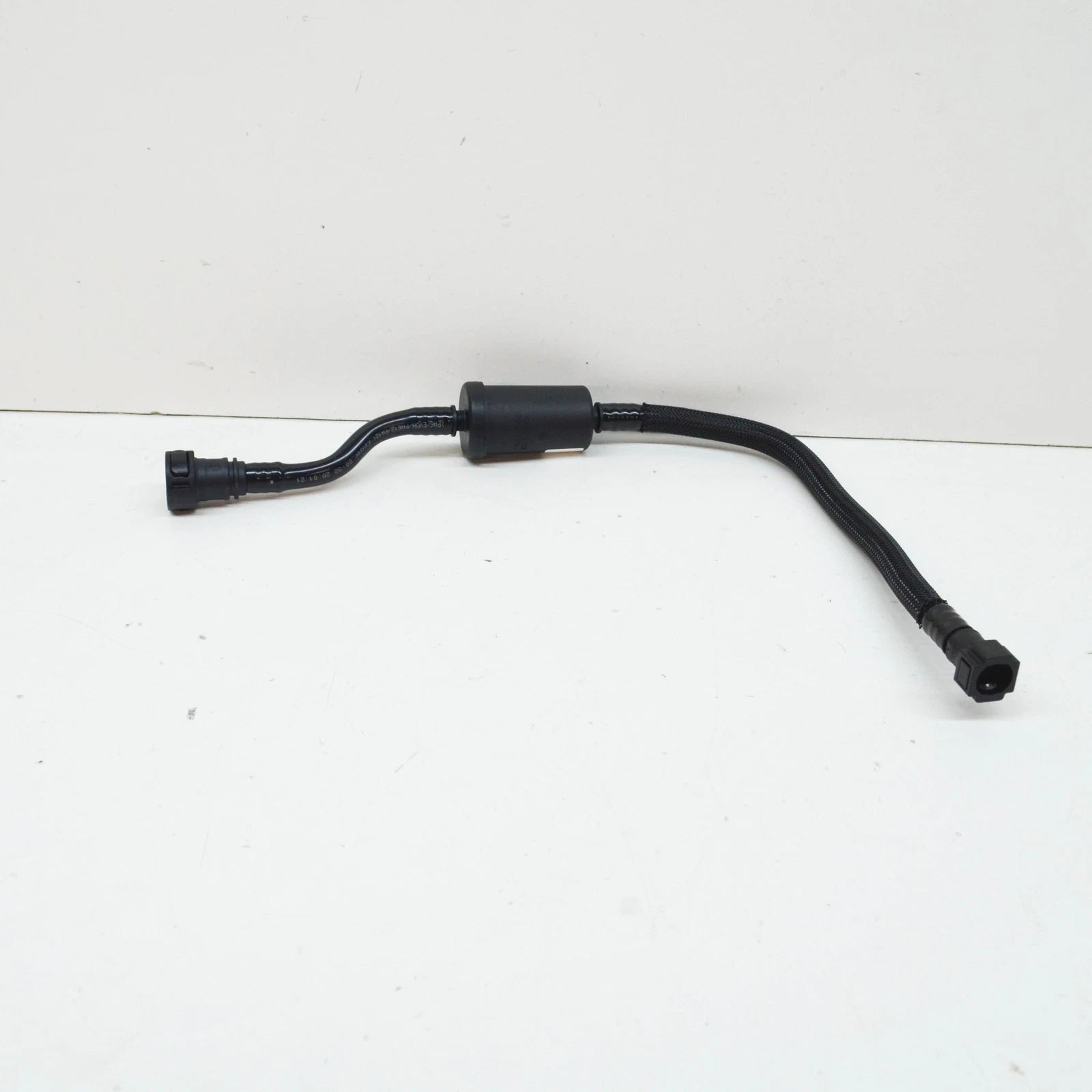 NEW BMW 1 F40 FUEL TANK BREATHER LINE W EXHAUST CHAMBER 13908670276 ORIGINAL