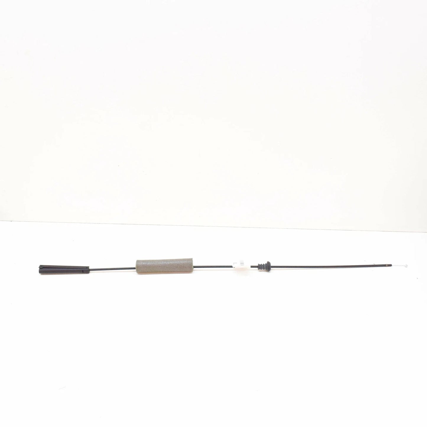 NEW AUDI TT 8J BONNET RELEASE CABLE RHD 8J2823535B ORIGINAL