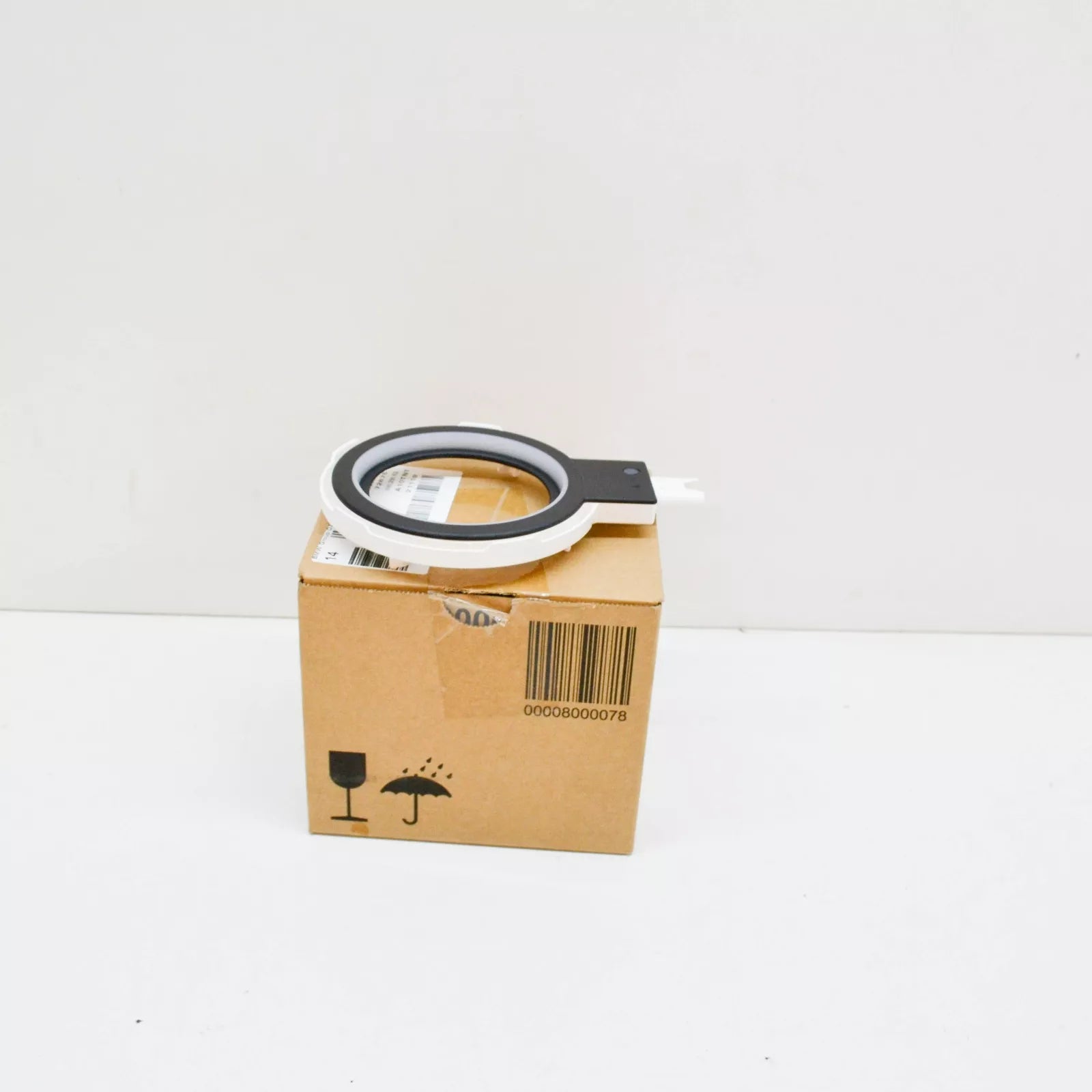 NEW BMW F15 F30N F45 SUV LIGHT UNIT CHARGING SOCKET COVER 7409973 63217409973