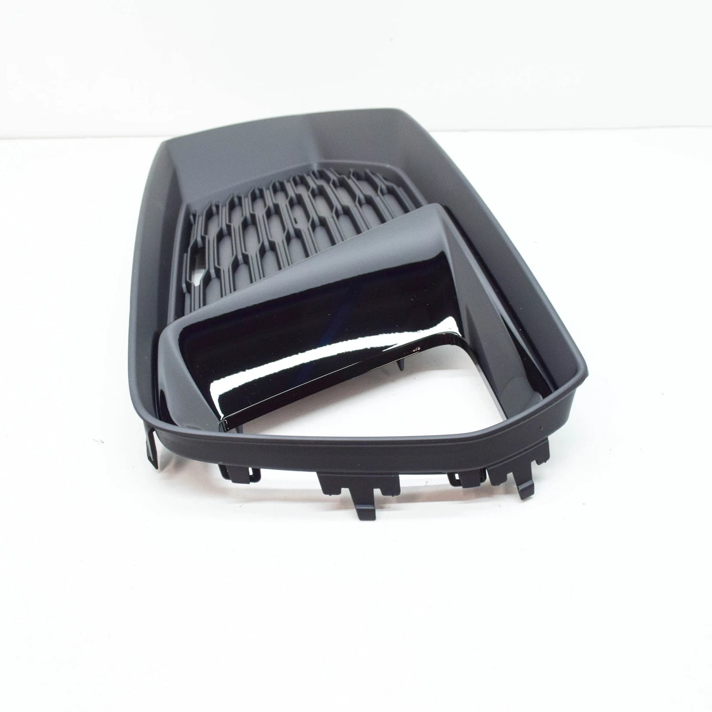 NEW AUDI A7 SPORTBACK 4K FRONT RIGHT AIR GUIDE GRILLE 4K8807648D3FZ ORIGINAL