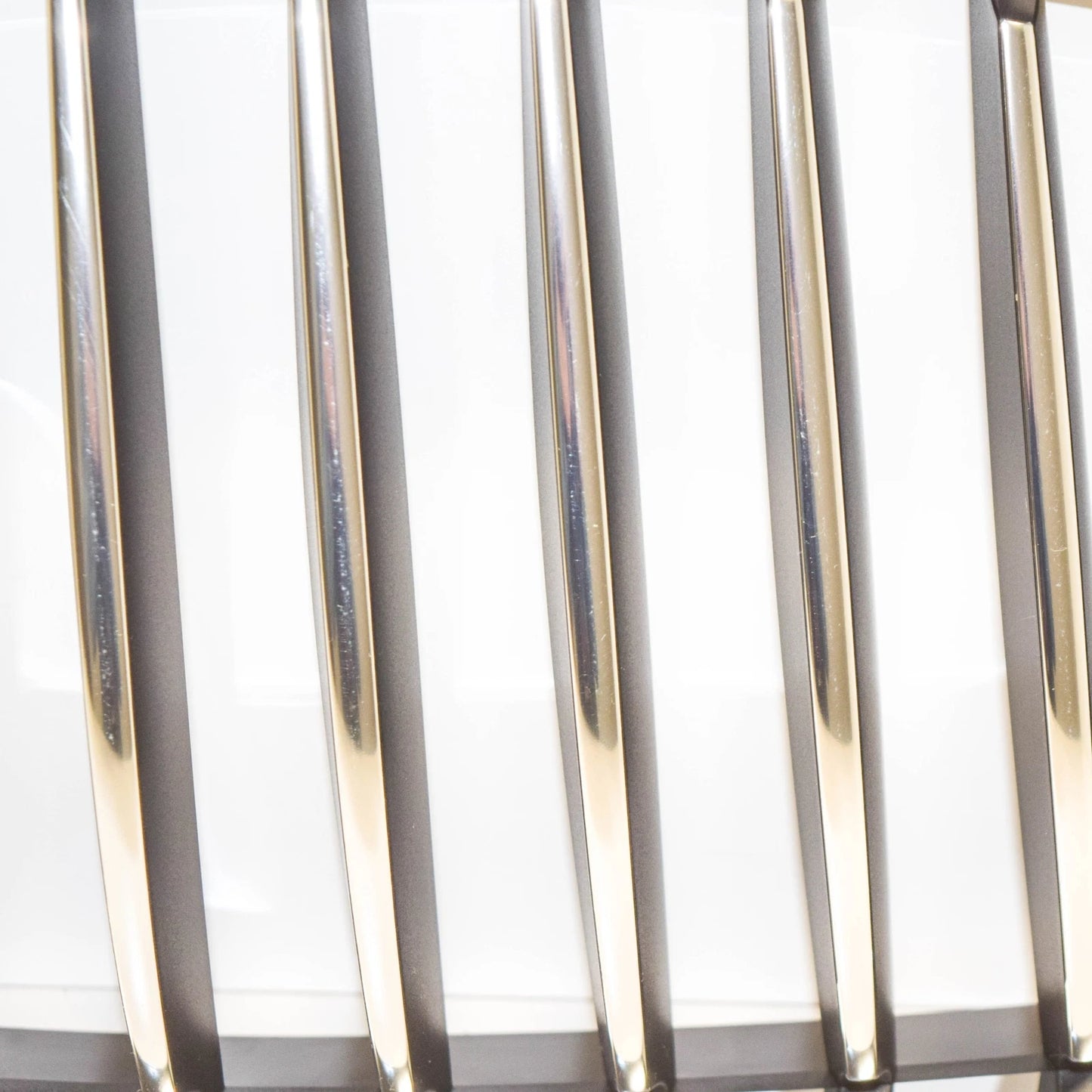 NEW BMW 5 GRAN TURISMO F07 FRONT RADIATOR RIGHT GRILLE 51137200168 ORIGINAL