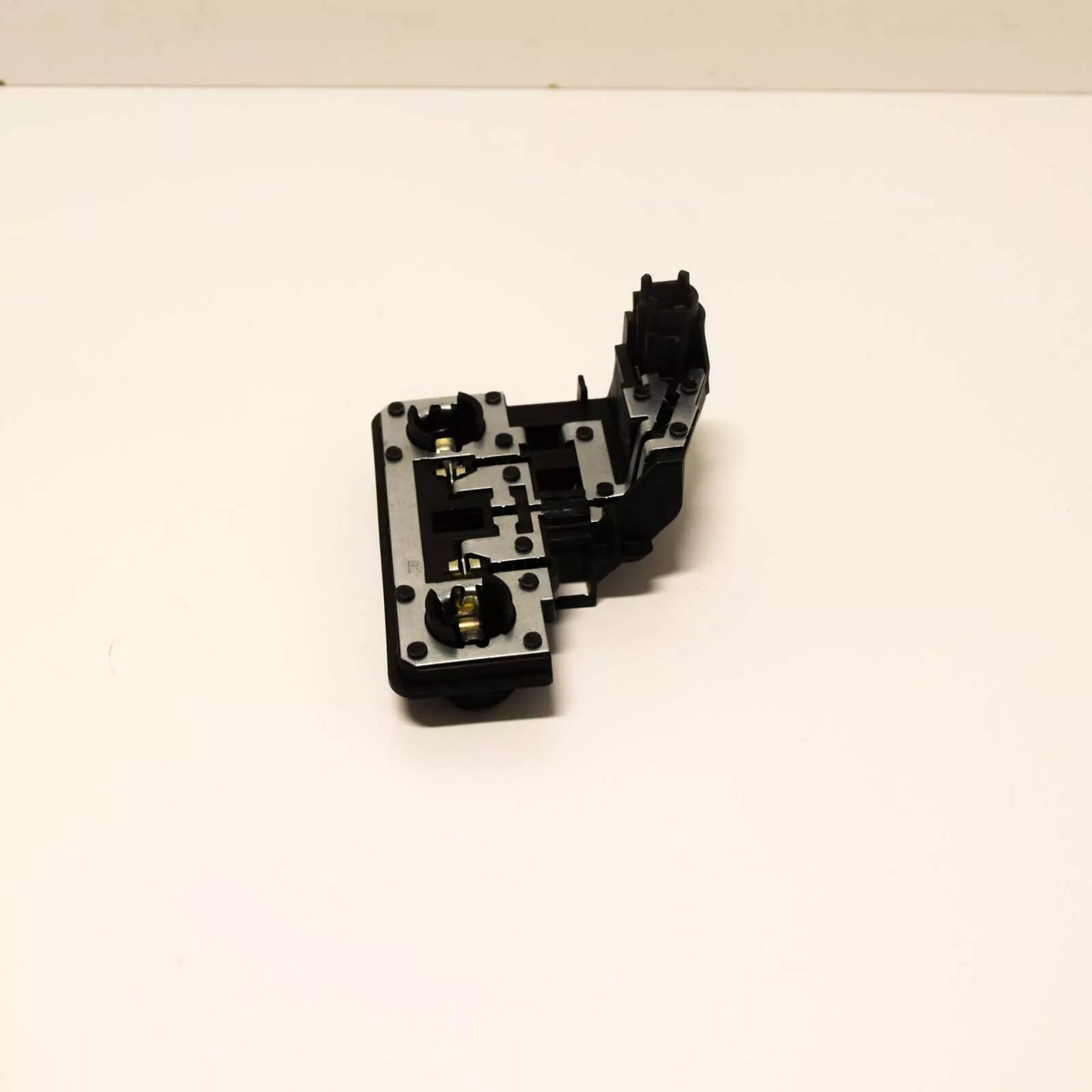 NEW AUDI A4 B8 REAR RIGHT INNER BACK UP LIGHT BULB SOCKET 8K5945258C ORIGINAL