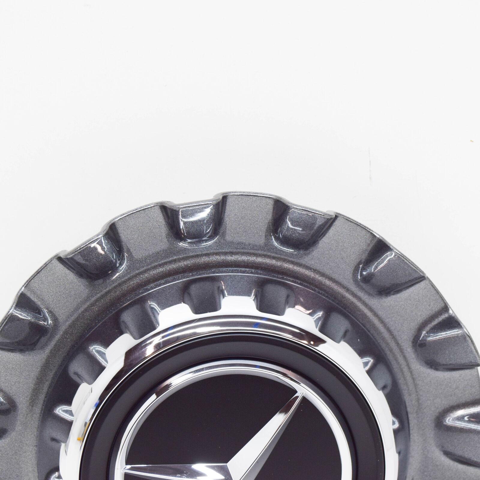 NEW MERCEDES-BENZ GLA H247 WHEEL HUB COVER CAP A00040069007756 ORIGINAL