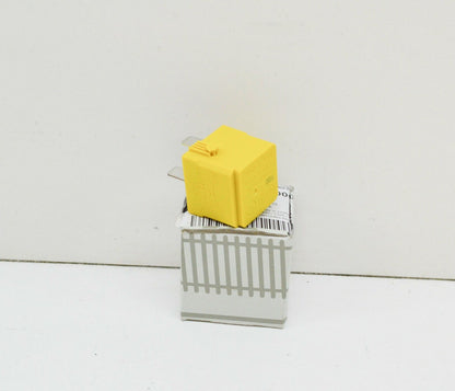 NEW MERCEDES-BENZ ML W163 CENTRAL LOCKING MECHANISM RELAY A0009828123 ORIGINAL