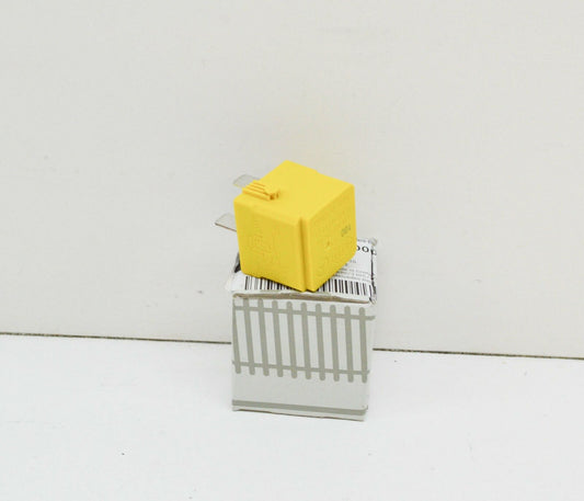 NEW MERCEDES-BENZ ML W163 CENTRAL LOCKING MECHANISM RELAY A0009828123 ORIGINAL