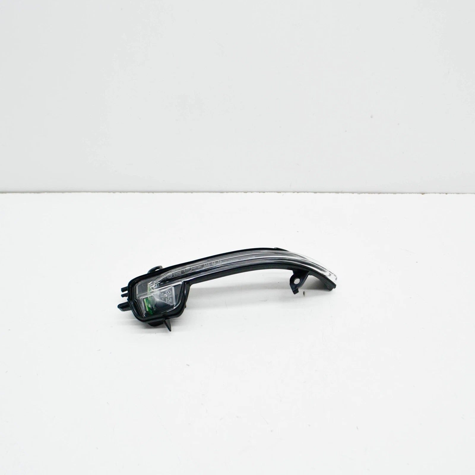 NEW BMW F40 FRONT LEFT DOOR MIRROR TURN INDICATOR 51169879127 9879127 ORIGINAL