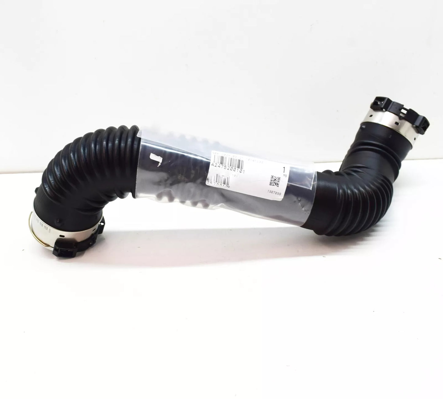 NEW MERCEDES-BENZ A W177 LEFT SIDE INTERCOOLER HOSE A2475200101 ORIGINAL