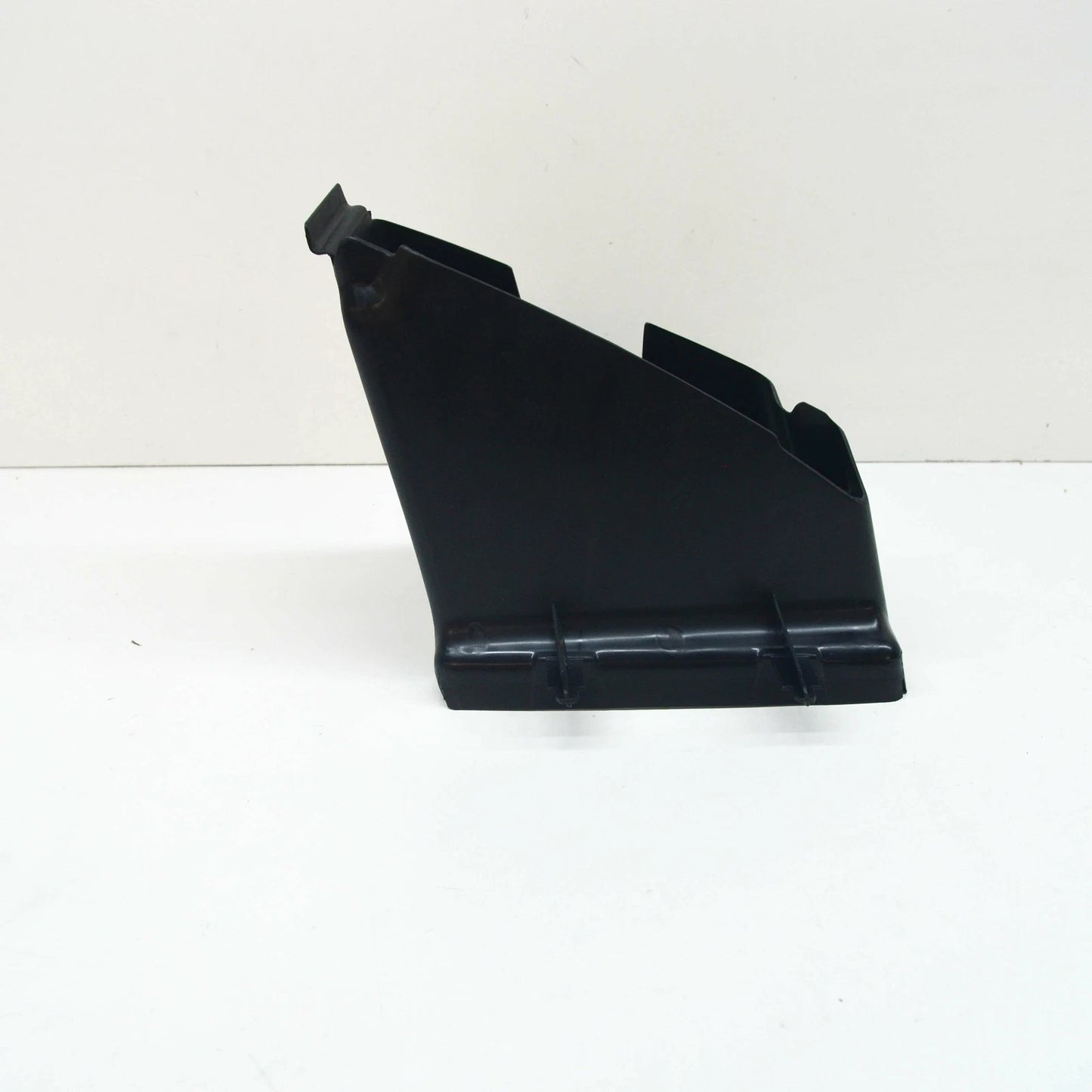 NEW BMW 7 G11 G12 LEFT EXTERIOR RADIATOR AIR DUCT 51747359789 OEM