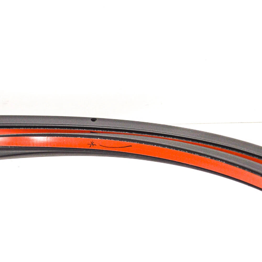 NEW AUDI Q5 80A FRONT RIGHT DOOR RUBBER SEAL  80A837912G