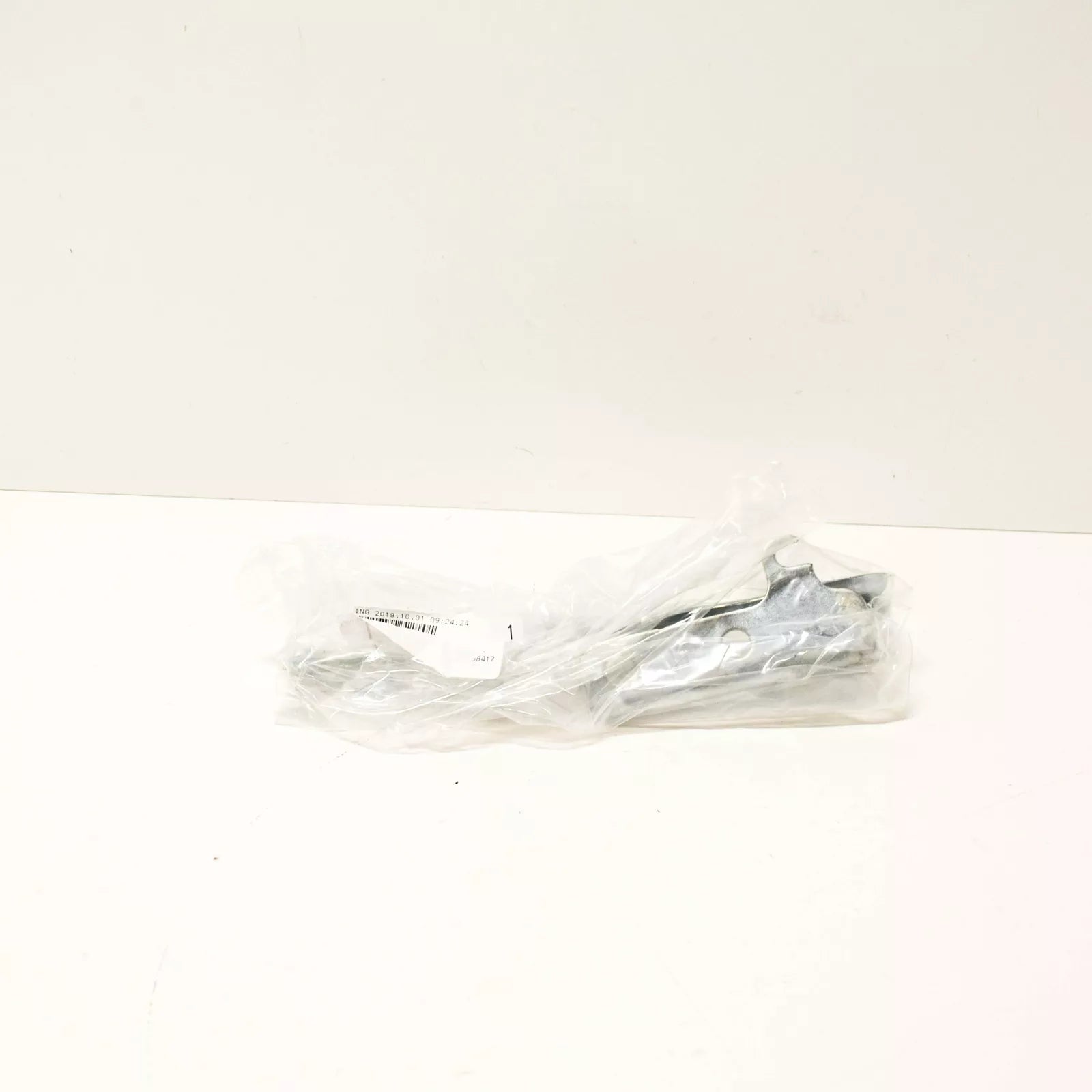 NEW VOLKSWAGEN SCIROCCO MK3 FRONT BONNET RIGHT LID HINGE 1K8823302E