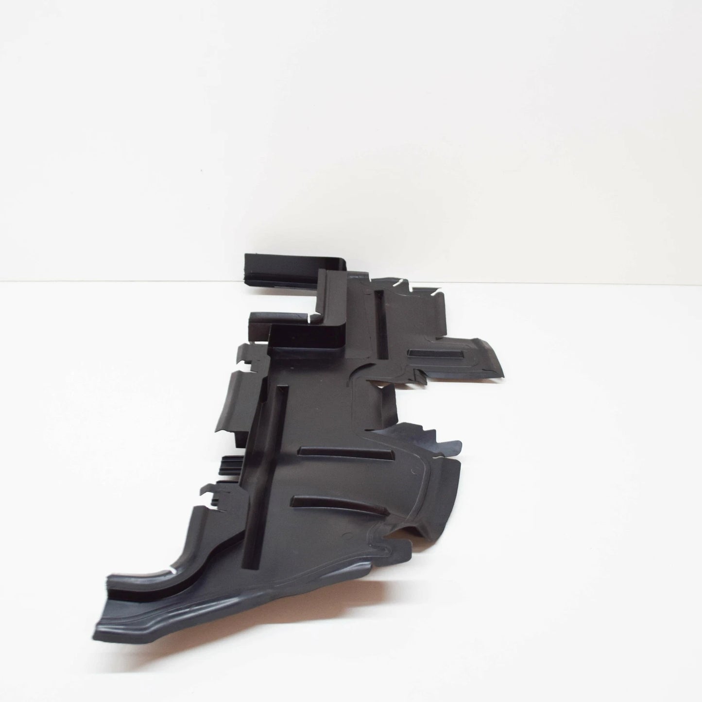 NEW AUDI A6 C7 RADIATOR RIGHT AIR GUIDE 4G0121284BC