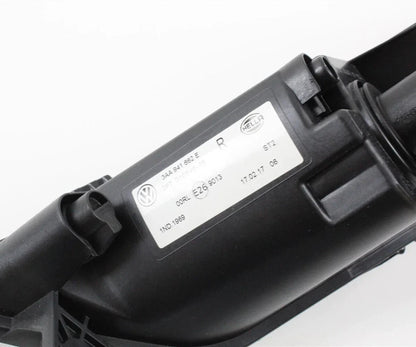 NEW VOLKSWAGEN PASSAT B7 FRONT RIGHT DAY DRIVING LIGHT 3AA941662E ORIGINAL