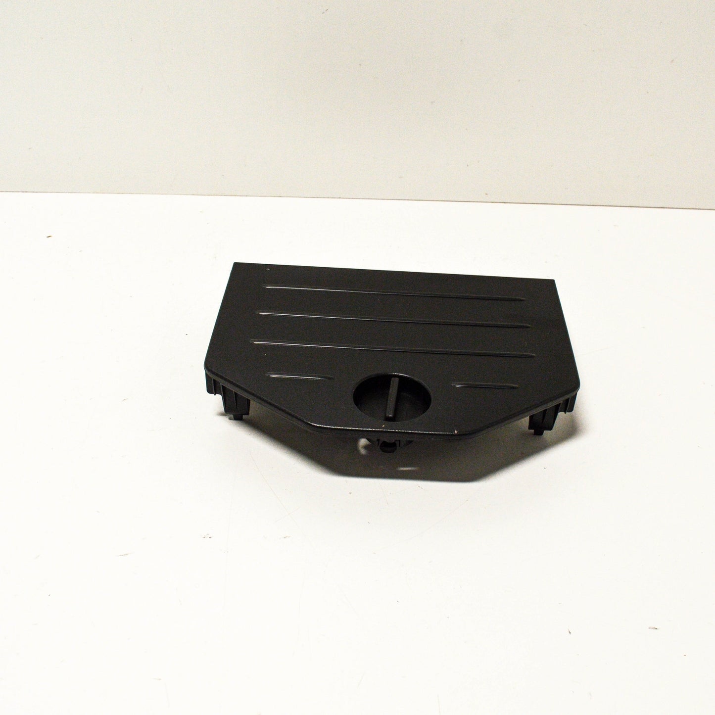 NEW VOLKSWAGEN PASSAT 3C WARNING TRIANGLE HOLDER 3C9860285A9B9 ORIGINAL