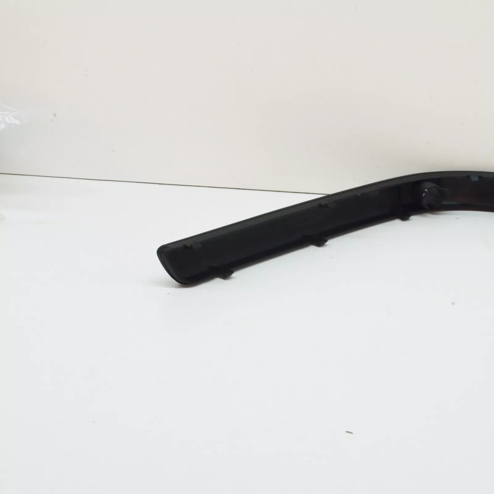 NEW BMW 5 E39 M REAR RIGHT BUMPER MOULDING TRIM 51122498502 ORIGINAL