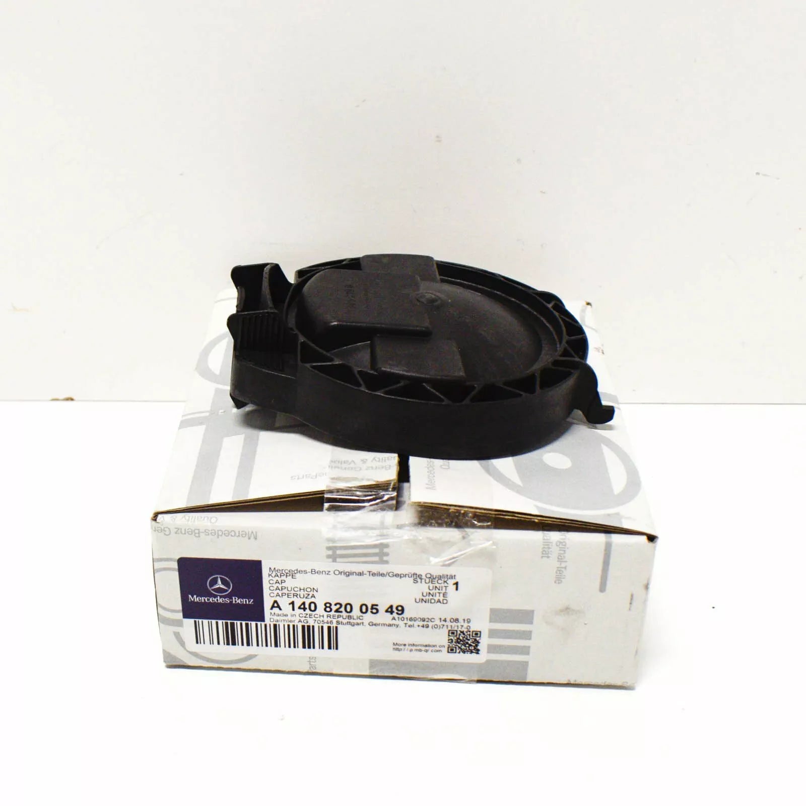 NEW MERCEDES BENZ C-CLASS W202 HEADLIGHT BULB COVER CAP A1408200549 ORIGINAL