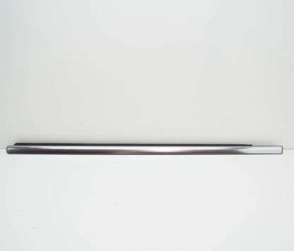 NEW MERCEDES-BENZ ML W164 FRONT LEFT DOOR WINDOW TRIM STRIP A1646907380 ORIGINAL