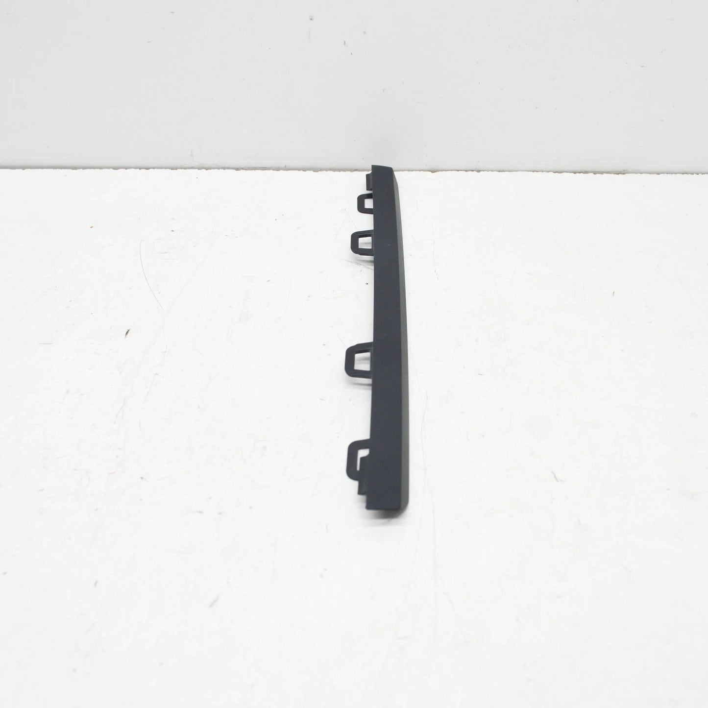 NEW AUDI RS5 8W6 FRONT BUMPER UPPER CENTER GRILLE TRIM 8W6807801A