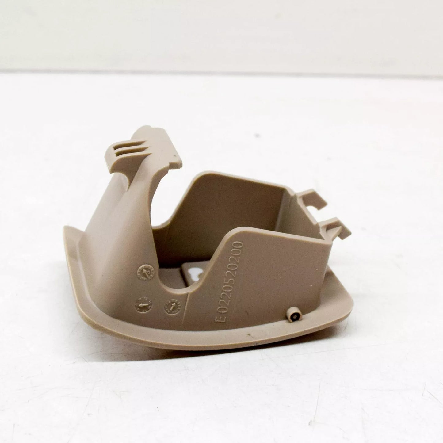 NEW MB C W205 REAR SEAT ISOFIX COVER A20592009108R73 ORIGINAL