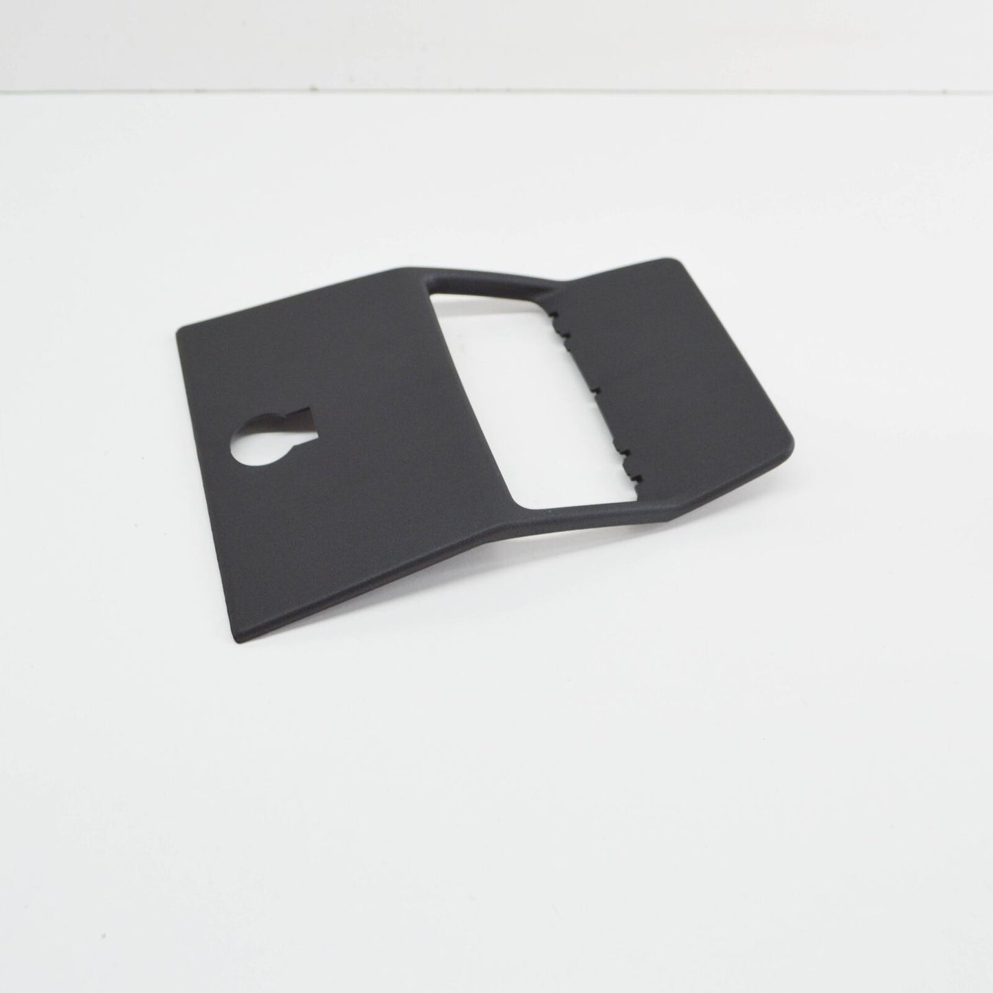 NEW MERCEDES-BENZ G W463 REAR ODDMENTS TRAY COVER A46368010089116 ORIGINAL