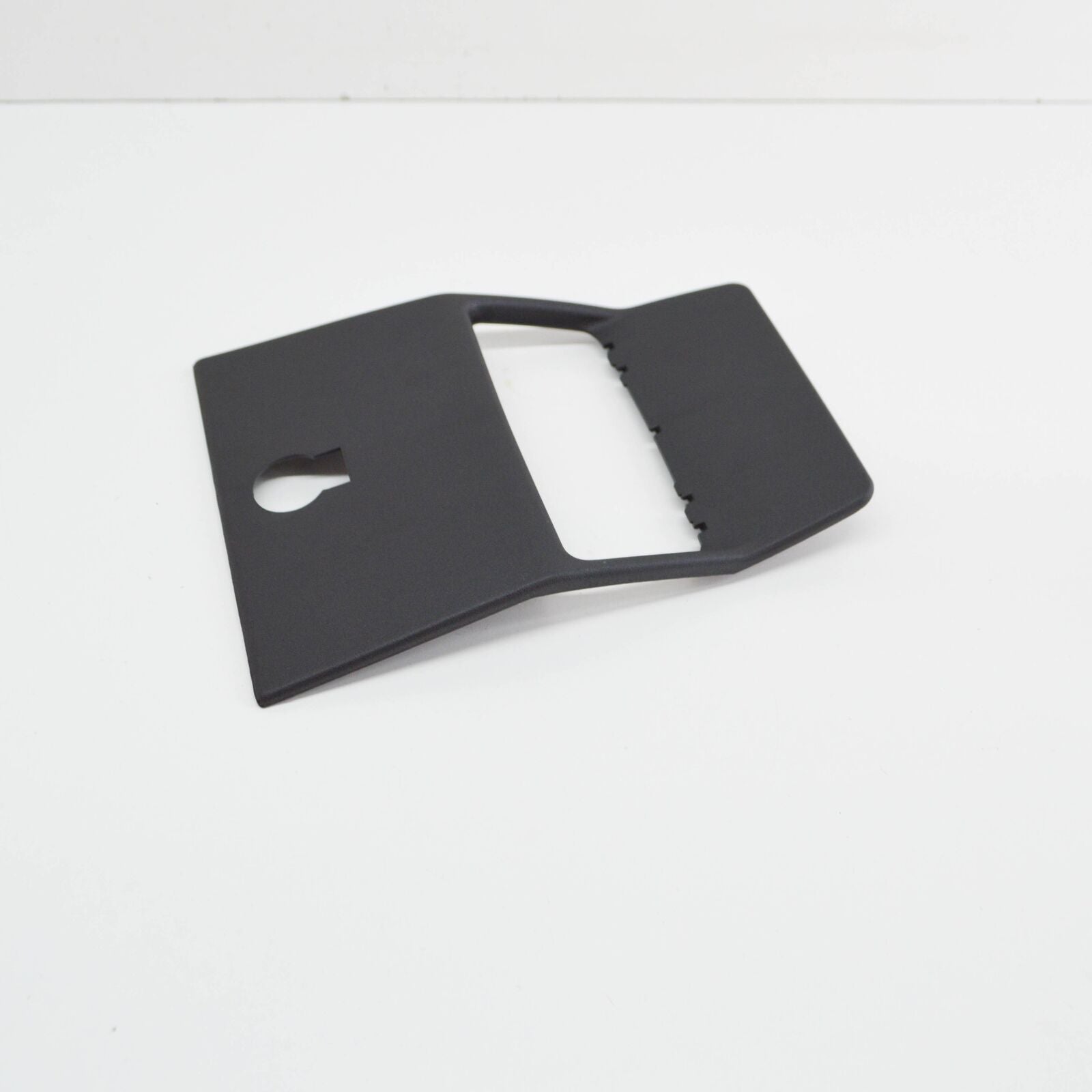 NEW MERCEDES-BENZ G W463 REAR ODDMENTS TRAY COVER A46368010089116 ORIGINAL