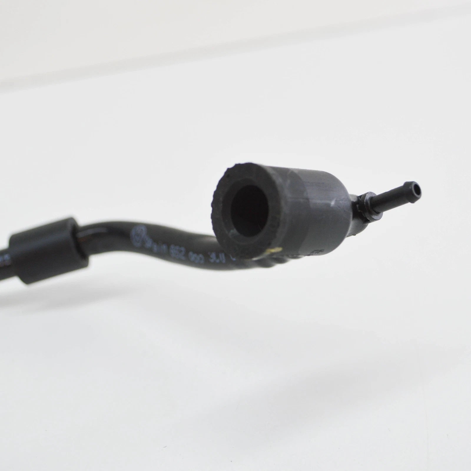 NEW VW PASSAT B7 36 BRAKE VACUUM TUBE 3C0612041BH ORIGINAL