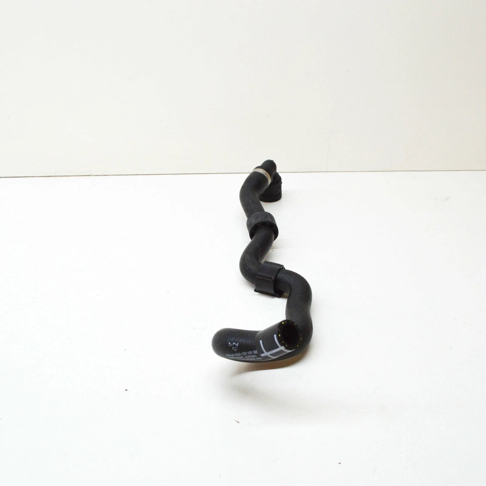 NEW AUDI A3 CABRIO 8V UPPER WATER ENGINE COOLANT HOSE PIPE 5Q0122101BE ORIGINAL