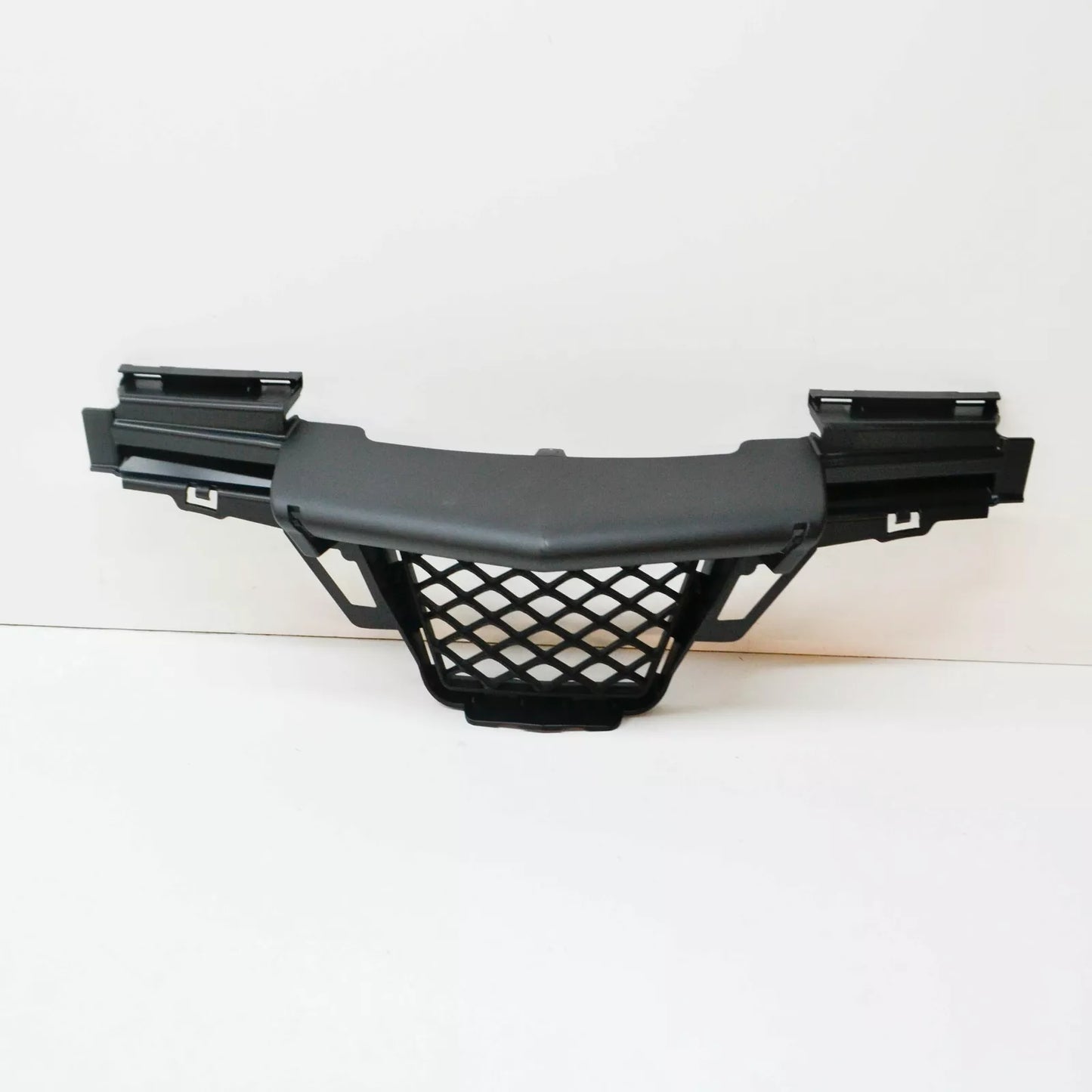 NEW MB SLK R171 FRONT BUMPER CENTER LOWER GRILLE COVER A1718851023 ORIGINAL