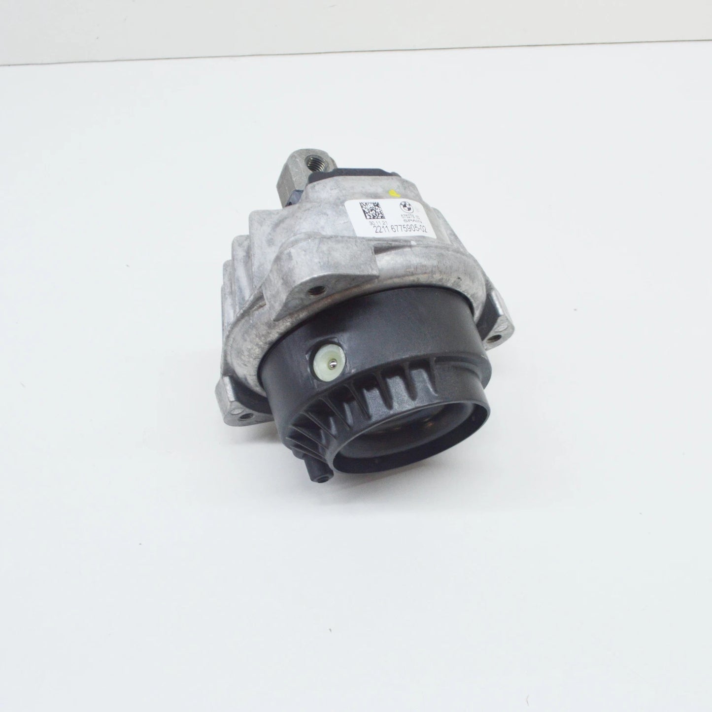 NEW BMW 5 F10 LEFT ENGINE MOUNT 22116775905 6775905 ORIGINAL