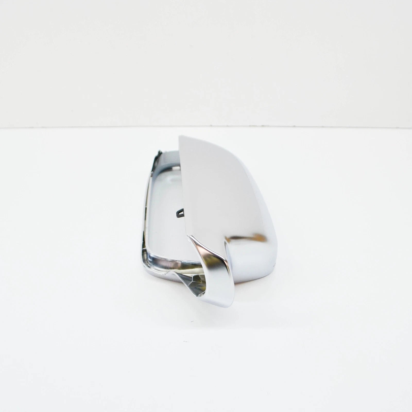 NEW AUDI A3 S3 FRONT RIGHT DOOR MIRROR CAP COVER 8F0857528A 3Q7 ORIGINAL