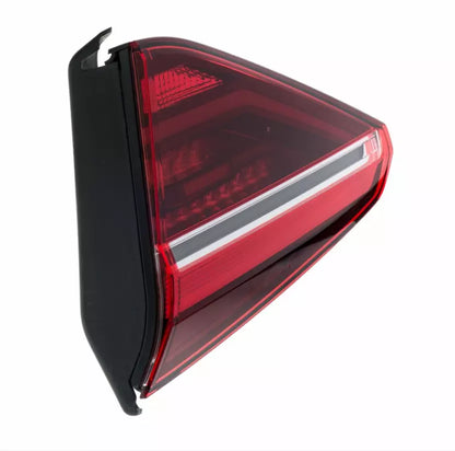 NEW VW PASSAT VARIANT B8 3G REAR RIGHT INNER TAILLIGHT 561945308C ORIGINAL