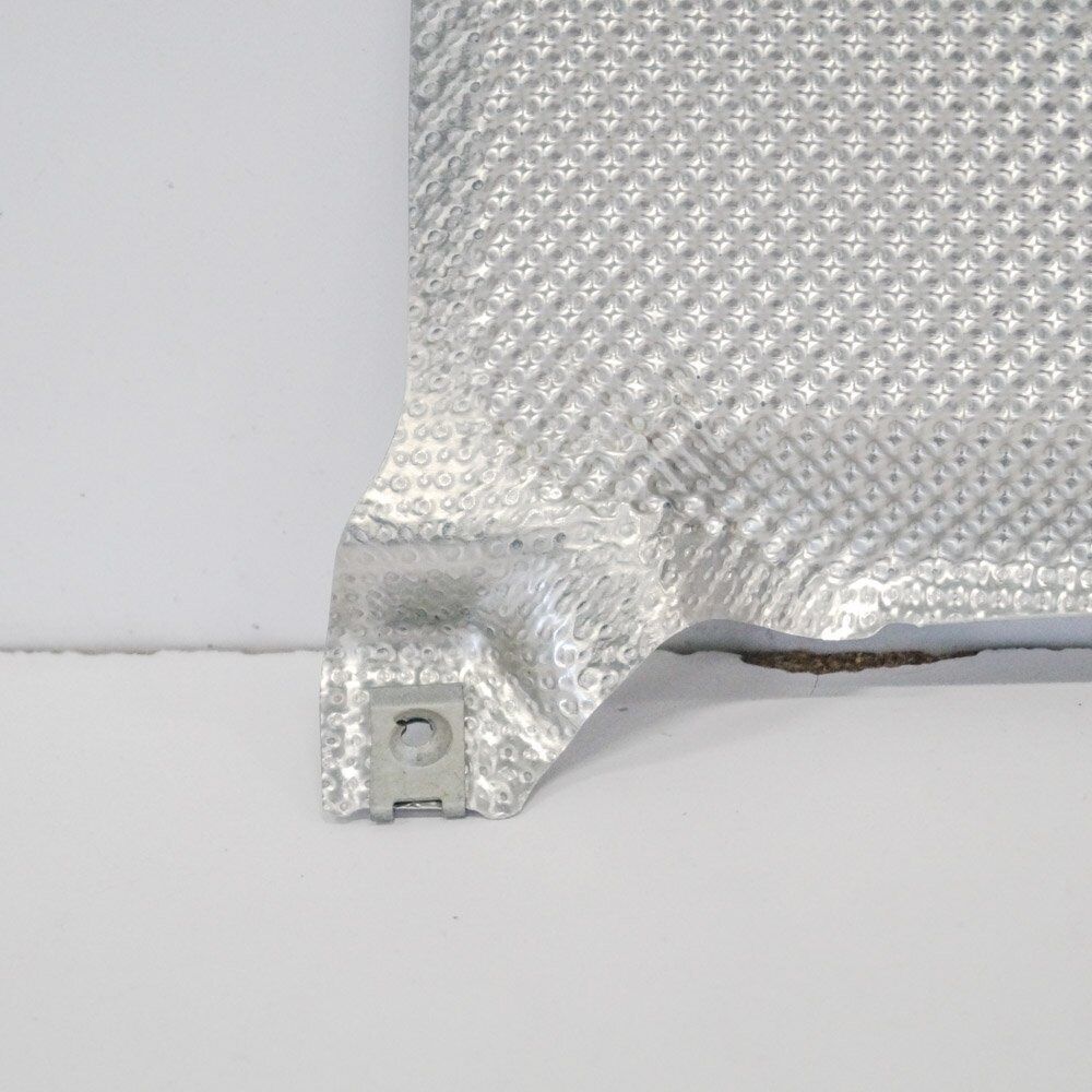 NEW MERCEDES BENZ C CLASS W205 HEAT SHIELD 	A2056801622 ORIGINAL