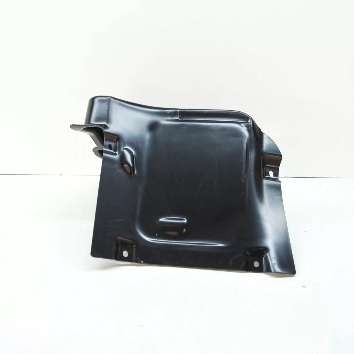 NEW MERCEDES-BENZ C W203 AMG FRONT LEFT FENDER BOTTOM COVER A2036982930