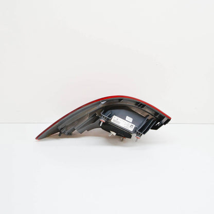 NEW MERCEDES-BENZ C W205 REAR LEFT OUTER TAILLIGHT A2059069902 ORIGINAL