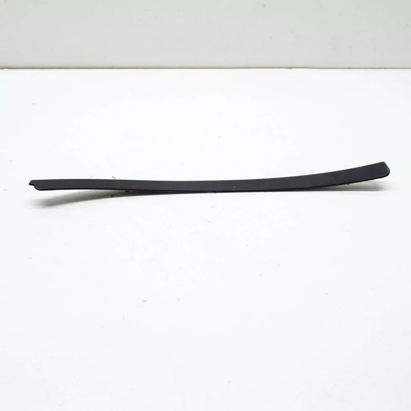 NEW AUDI A6 AVANT C7 FRONT RIGHT STONE CHIP GUARD 4G0853932A ORIGINAL