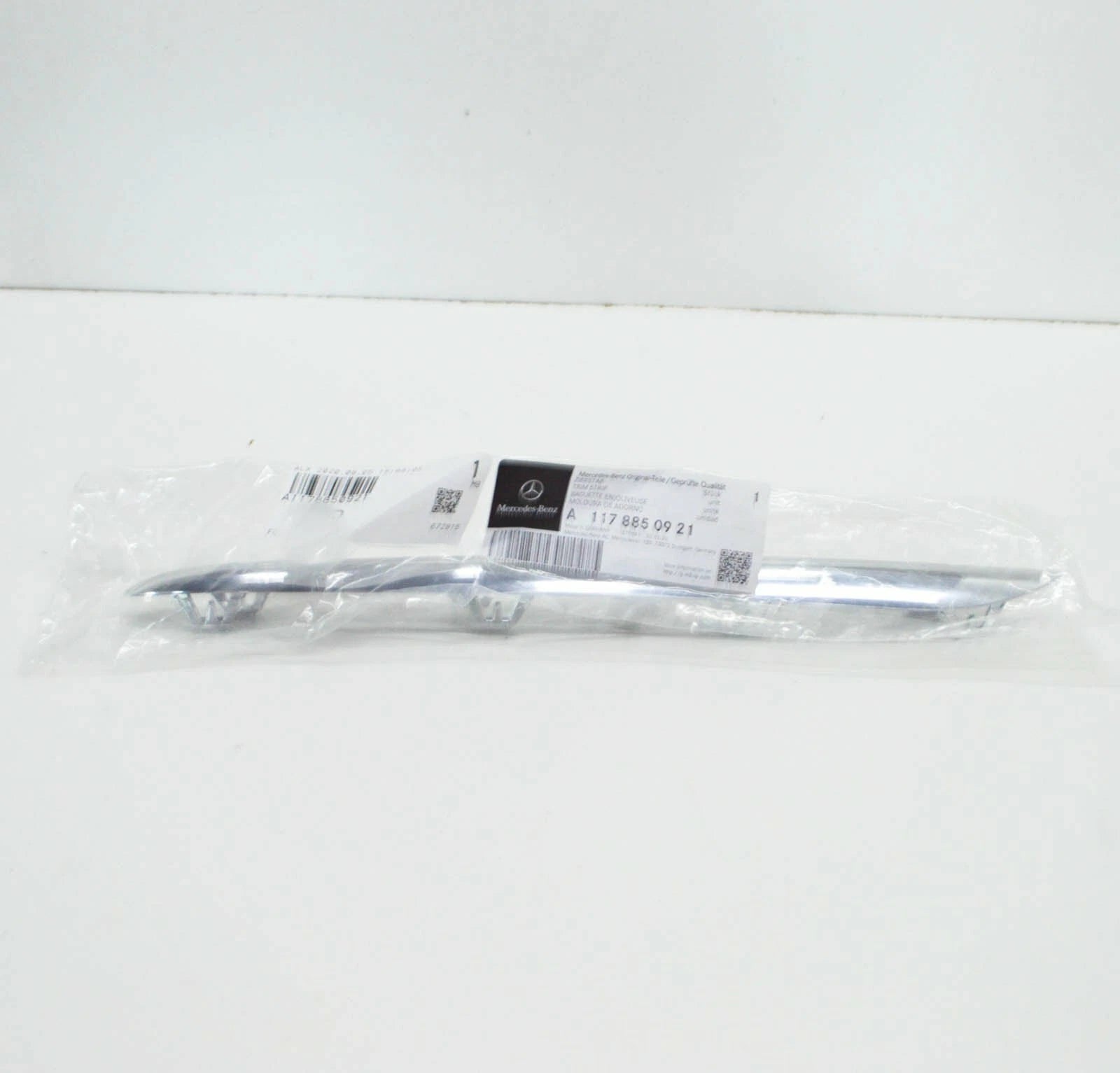 NEW MERCEDES-BENZ CLA COUPE C117 FRONT GRILLE LEFT TRIM A1178850921